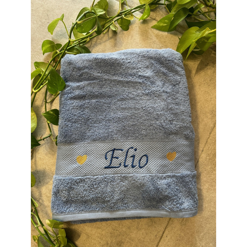 Drap de douche Bleu moyen  prénom + coeurs